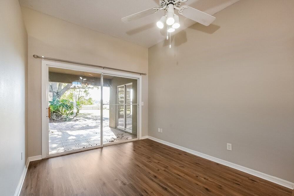 232 Valley Edge Dr - Photo 3 of 16