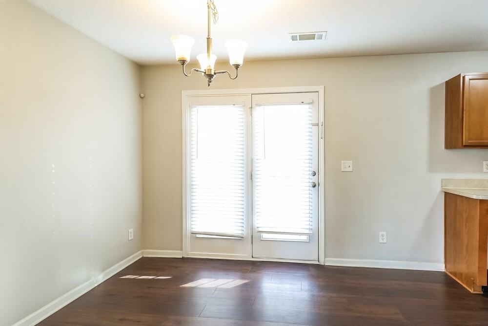 1469 Mandy Place Ct - Photo 7 of 17