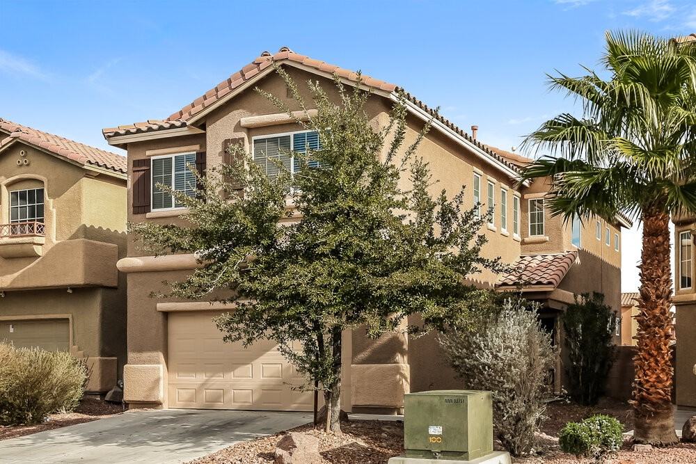 6140 Withrow Downs St - Photo 4 of 17