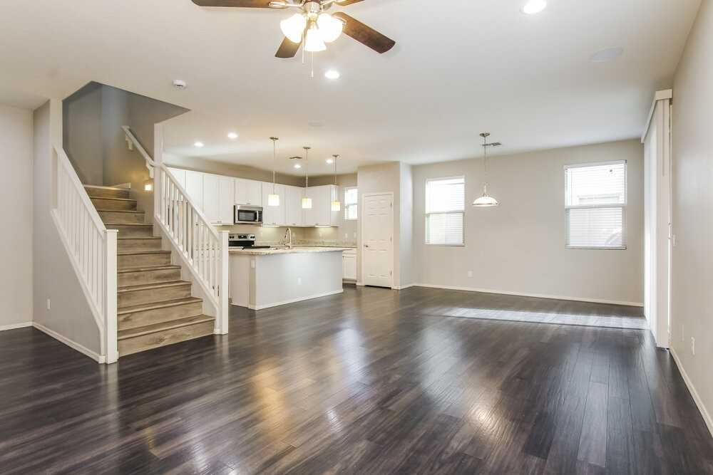 16417 W Latham St - Photo 4 of 17