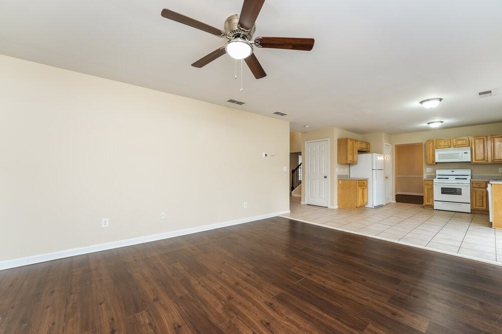 919 Garden Meadows Ct - Photo 7 of 18