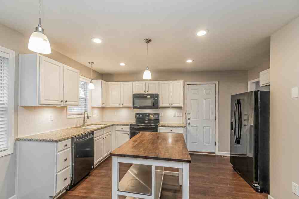 1433 E Stone Arch Dr - Photo 6 of 17