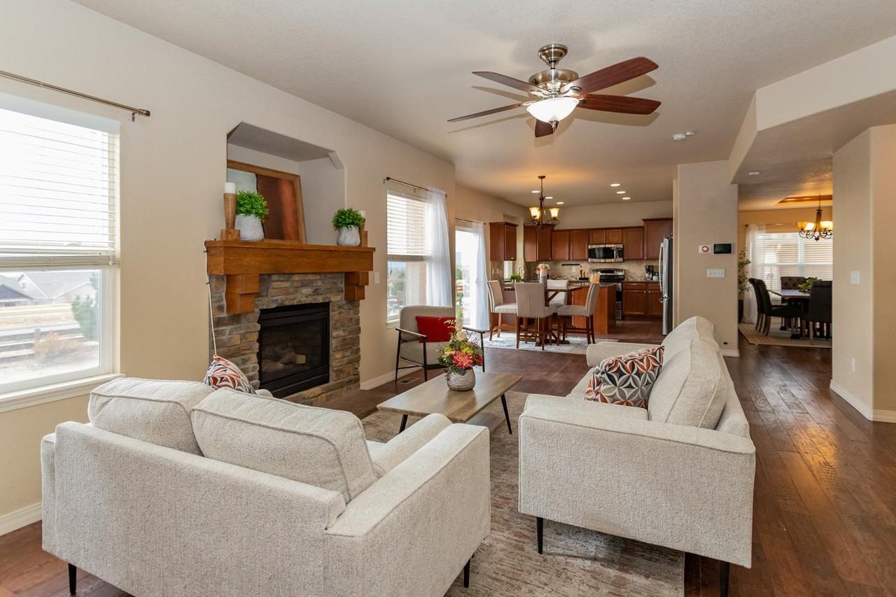 12615 Handles Peak Way - Photo 6 of 17