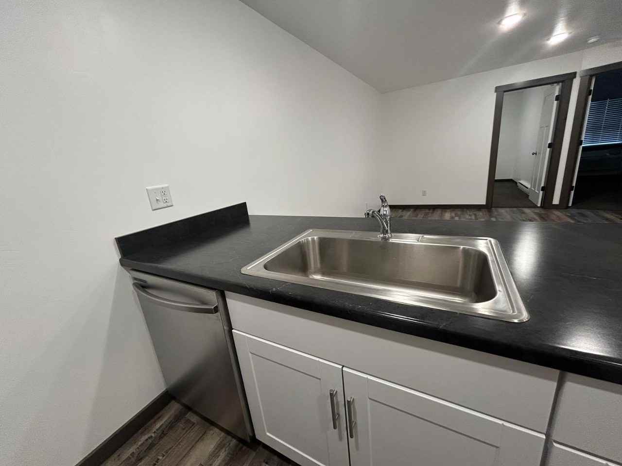 89 Village Dr #3A - Photo 4 of 21