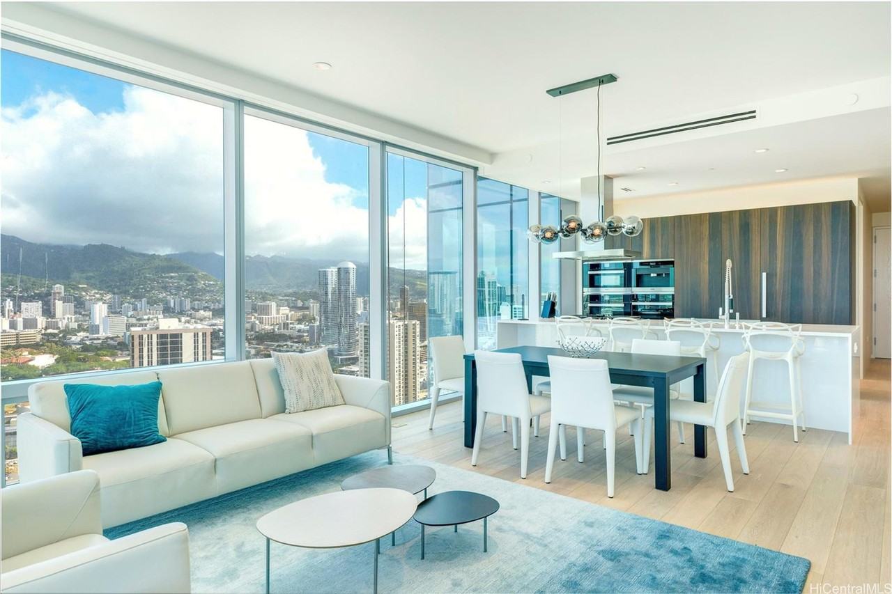 1118 Ala Moana Blvd #2805 - Photo 3 of 23