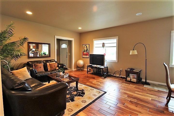 1603 Chasa St - Photo 2 of 11