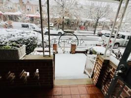 featured image of 125 E 39th St