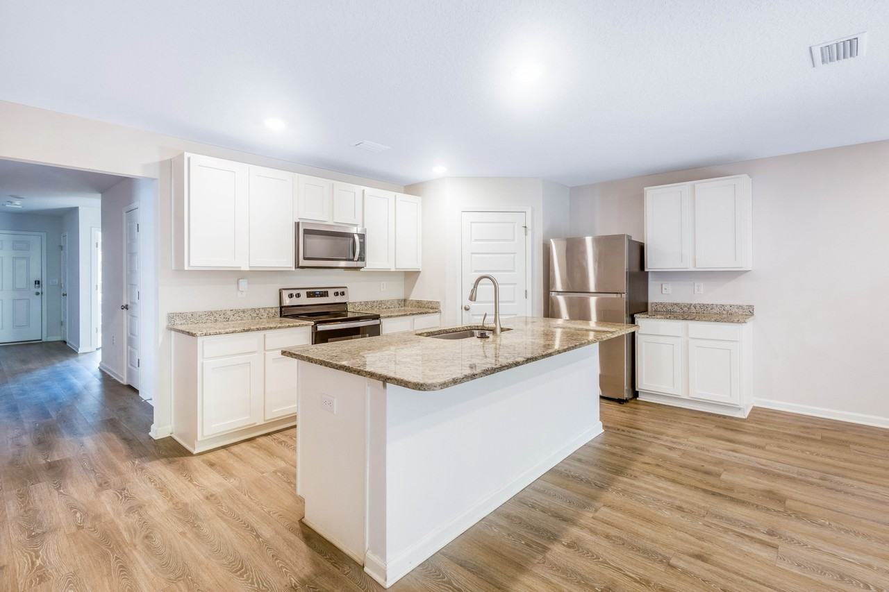 4119 Whitetail Ln - Photo 2 of 50