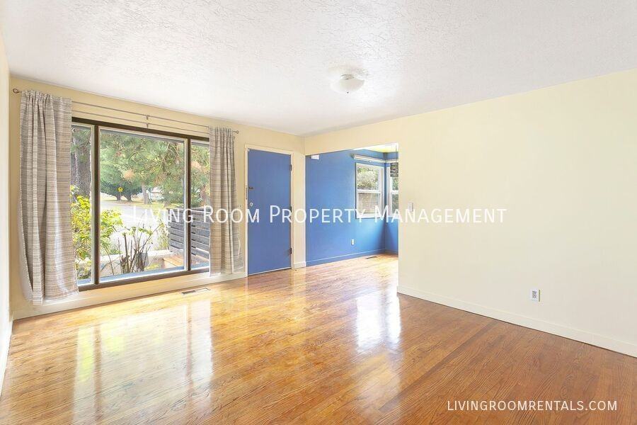 8414 N Peninsular Ave - Photo 3 of 16