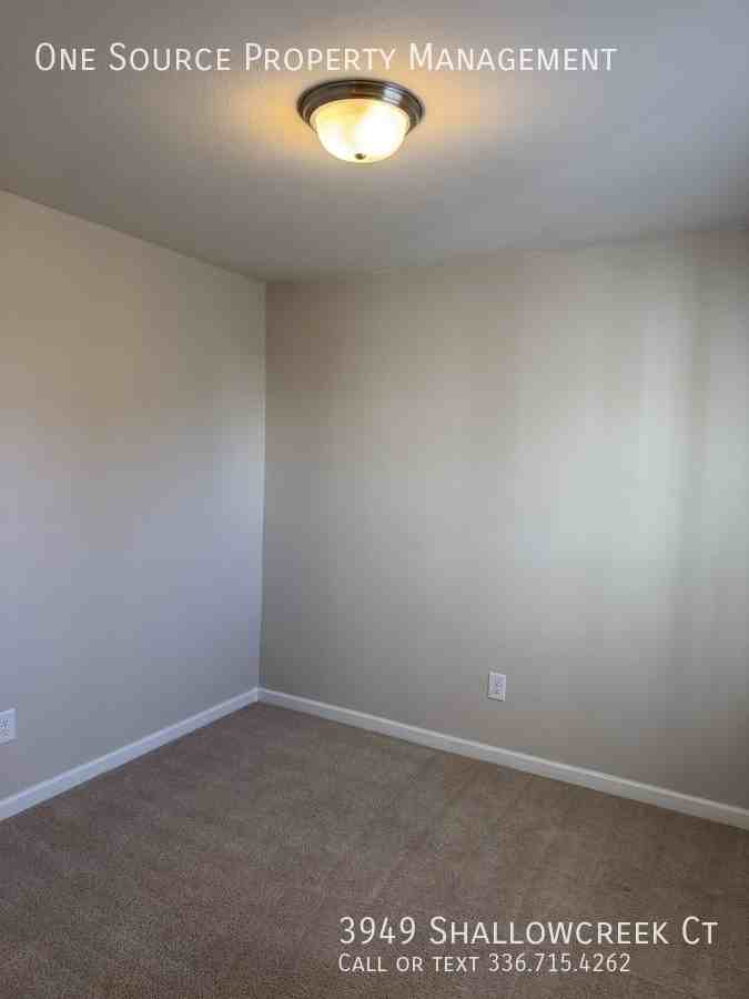 3949 Shallowcreek Ct - Photo 2 of 23