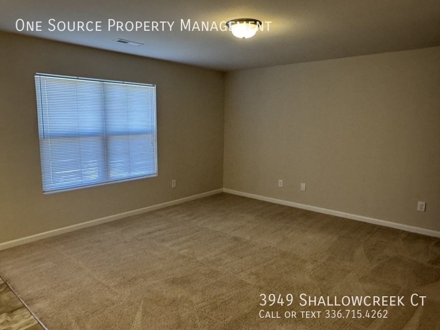 3949 Shallowcreek Ct - Photo 5 of 23