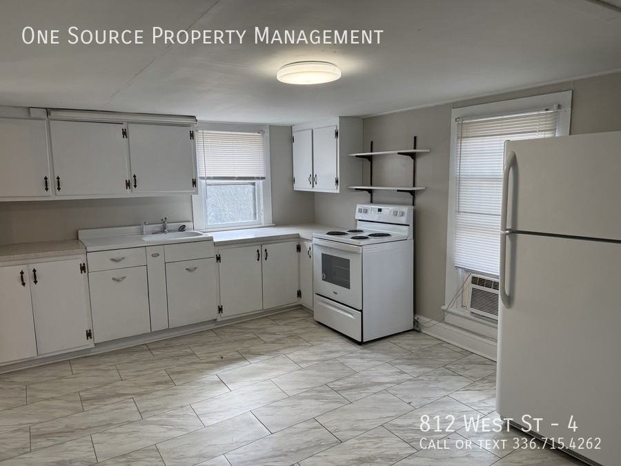 812 West St #4 - Photo 5 of 12