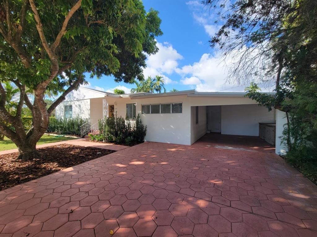 2980 Sw 68th Ave #2980 - Photo 3 of 9