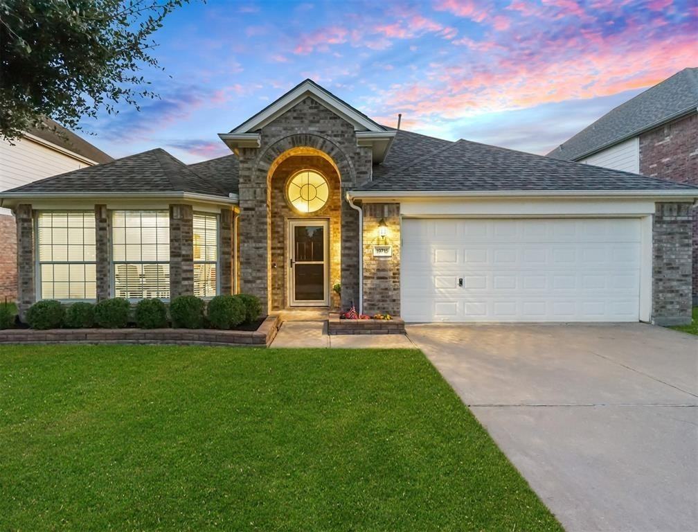 19715 Youpon Leaf Way #19715 - Photo 4 of 20