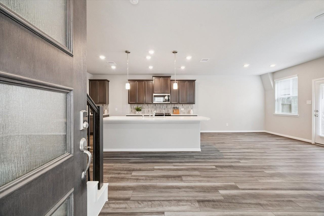 1514 Lakeline Oak Dr #1514 - Photo 5 of 20