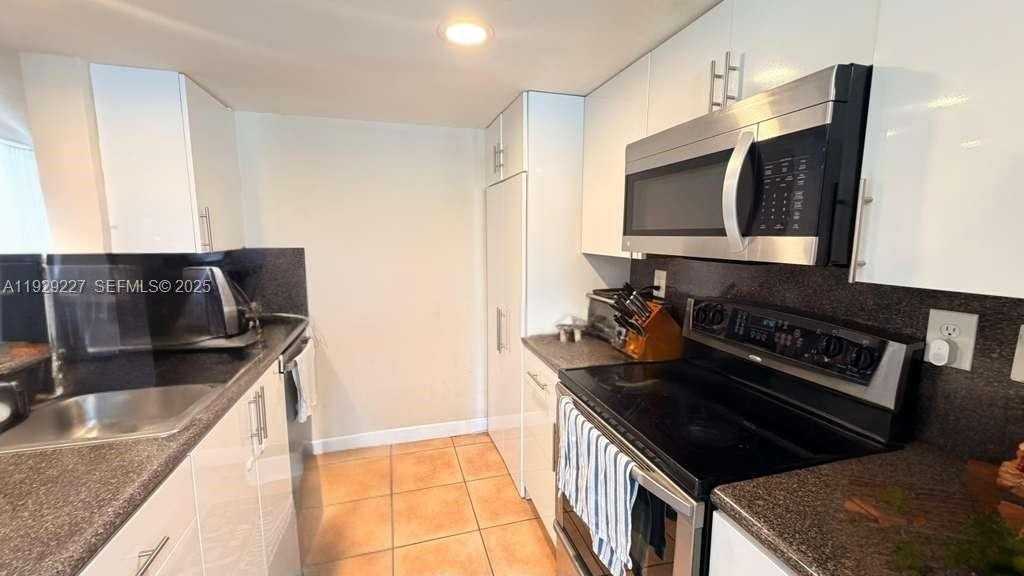 4635 Nw 97th Pl #4635-158 - Photo 2 of 17
