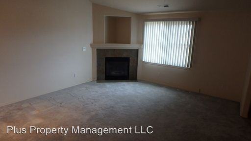 63162 de Haviland St - Photo 3 of 10