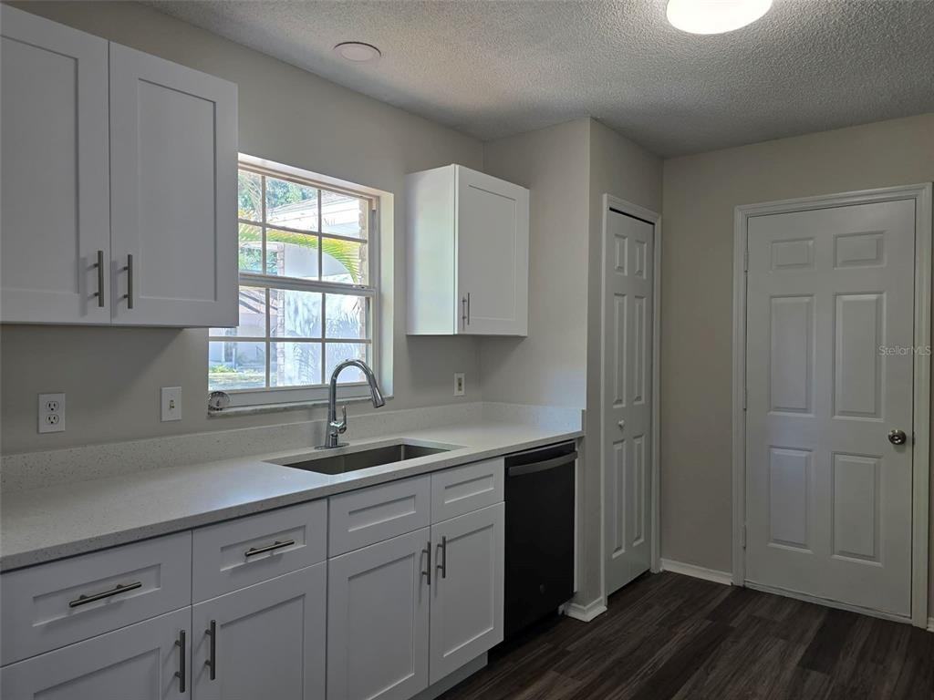 118 29th St Nw #118 - Photo 5 of 11