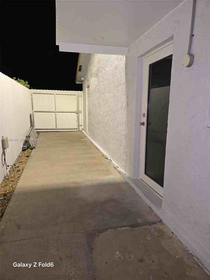 19251 Nw 61st Ave - Photo 2 of 10