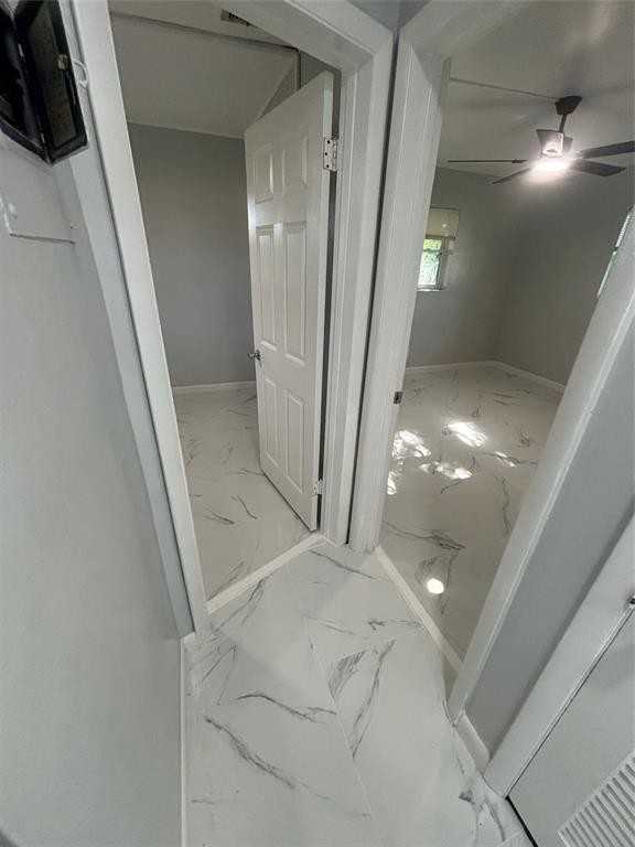 268 Ne 41st St #268 - Photo 7 of 18