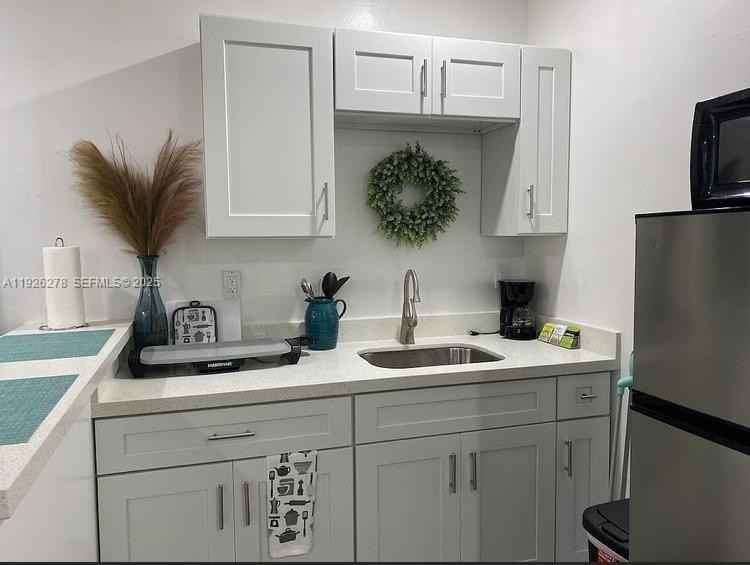 1350 Nw 52nd St #1350A - Photo 3 of 6