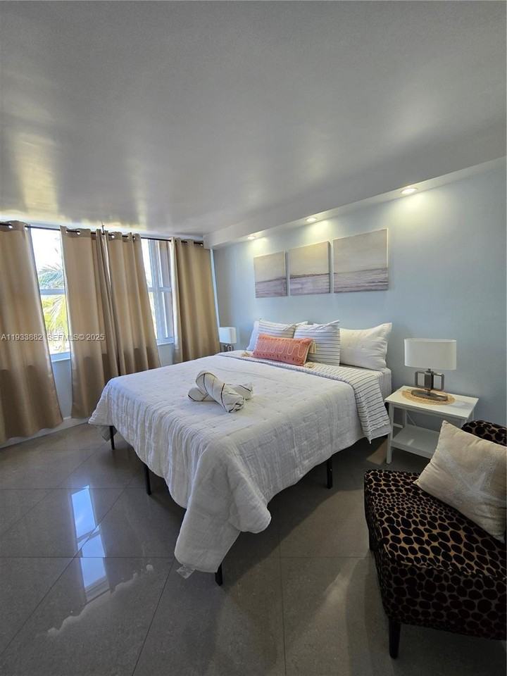 88500 Overseas Hwy #88500-301 - Photo 6 of 27