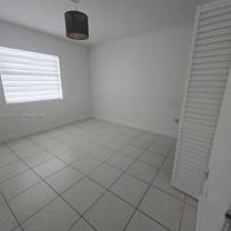 5216 W 24th Way - Photo 1 of 1