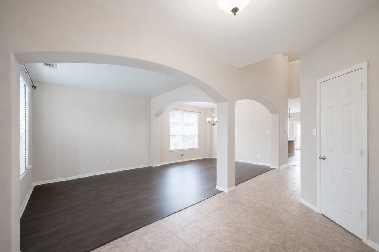 16906 Langham Heights Ln #16906 - Photo 2 of 22