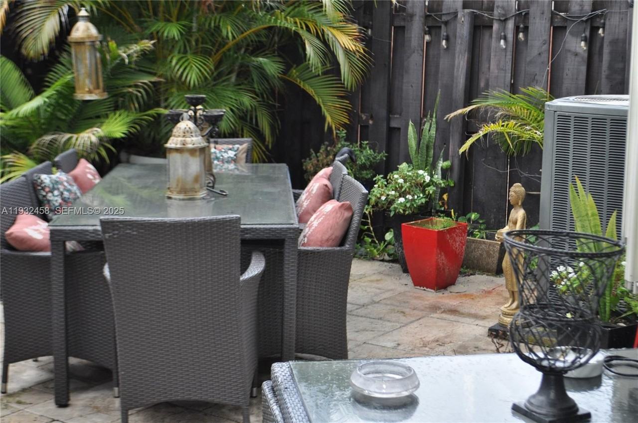 4849 Nw 108th Path #4849 - Photo 6 of 29