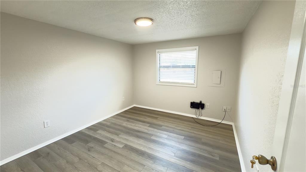 1317 21st Ave W #1317 - Photo 4 of 10