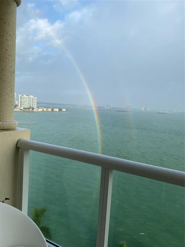 1625 John F Kennedy Causeway #16251205G - Photo 3 of 3