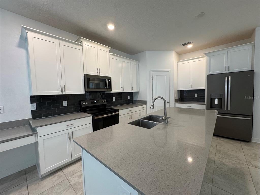 9161 Cut Shot Dr #9161 - Photo 5 of 42