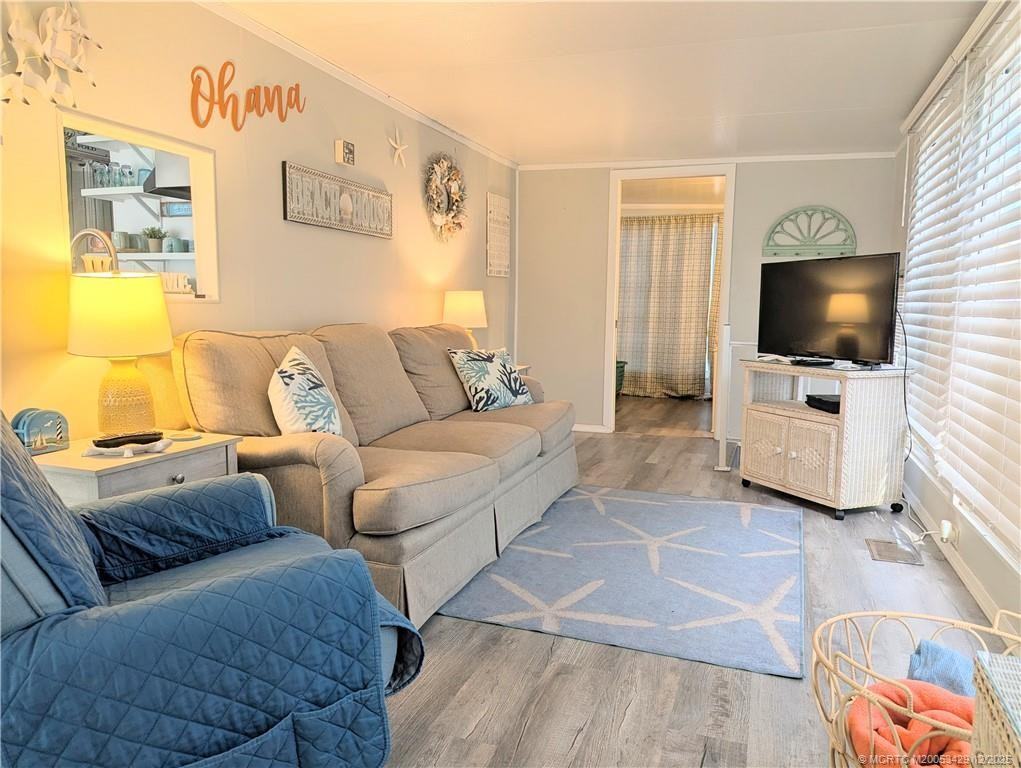 438 Nettles Blvd #438 - Photo 3 of 24