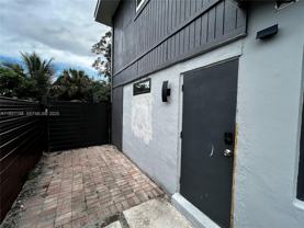 2809 Sw 8th St #2809B - Photo 1 of 1