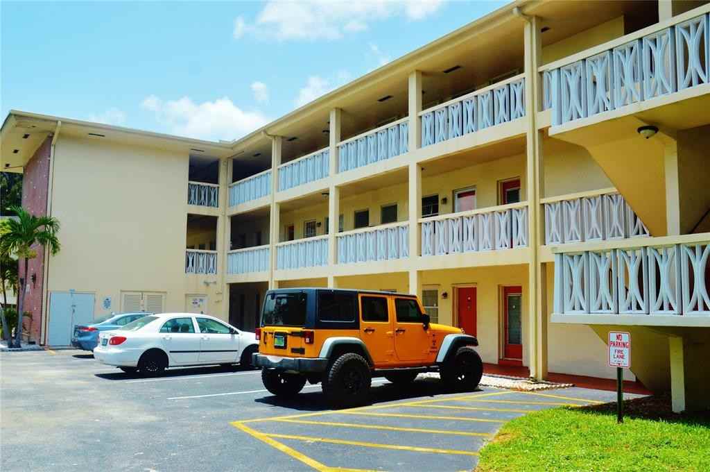 4770 Nw 10th Ct #4770-312 - Photo 6 of 33