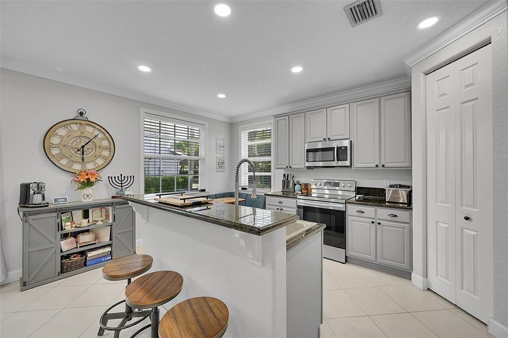 81 Legacy Ct #81 - Photo 6 of 41