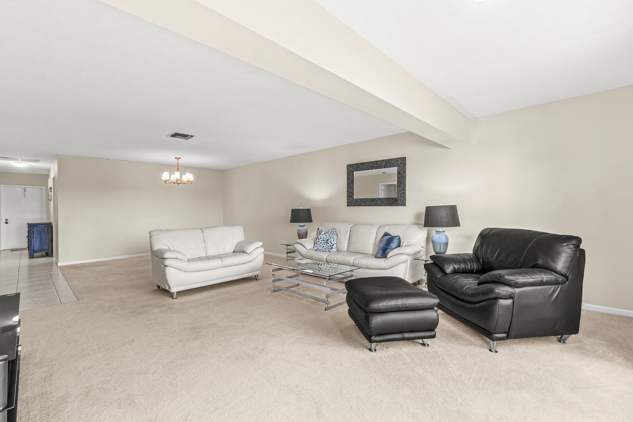 1521 Nw 19th Ter #1521-202 - Photo 5 of 32