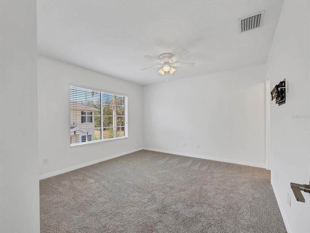 262 Cape Harbour Loop #262-101 - Photo 5 of 33