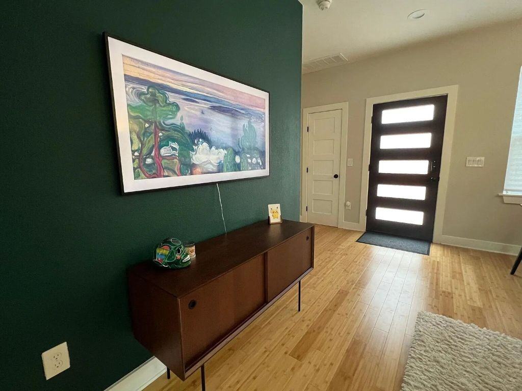 5711 Tura Ln #5711B - Photo 2 of 9