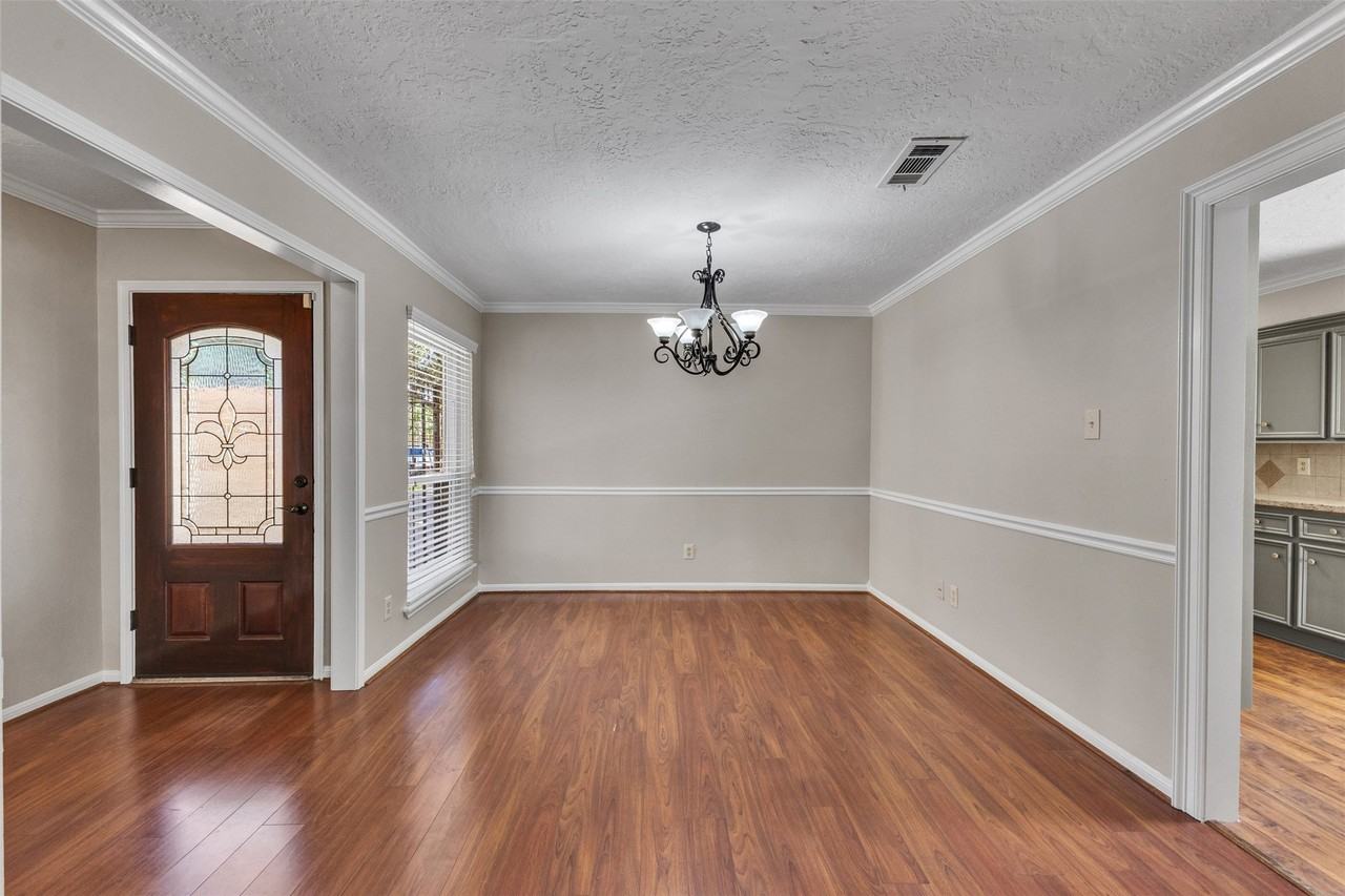 8318 Amurwood Dr #8318 - Photo 7 of 41