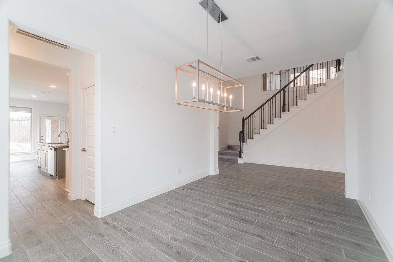 9430 Stablewood Lakes Ln #9430 - Photo 3 of 49