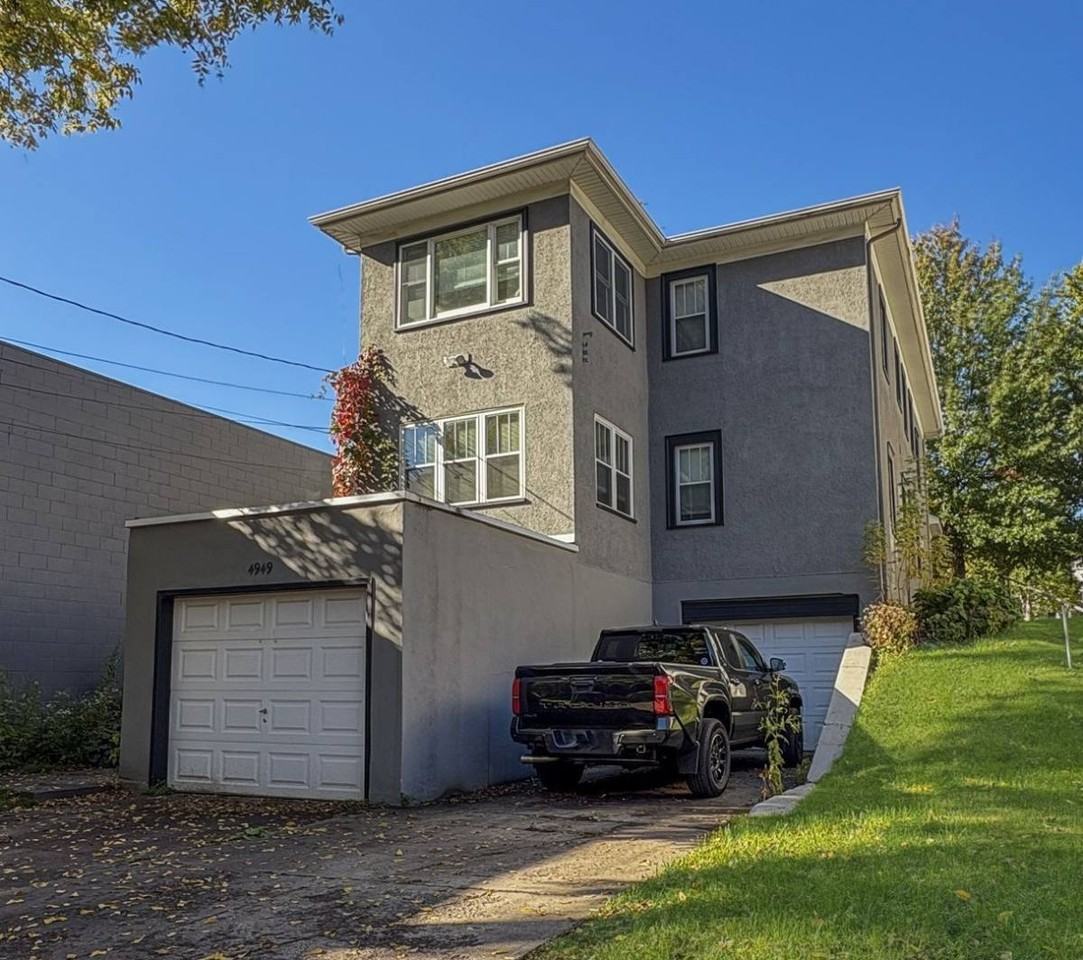 4949 Penn Ave S #1 - Photo 3 of 10