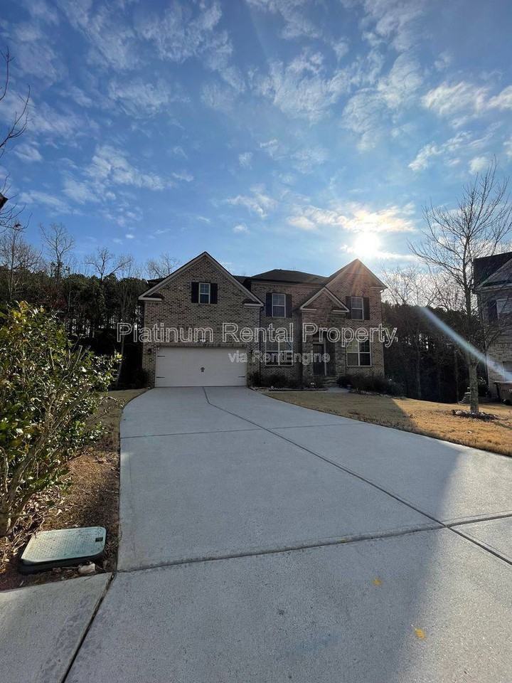 600 Belton Ct - Photo 3 of 10