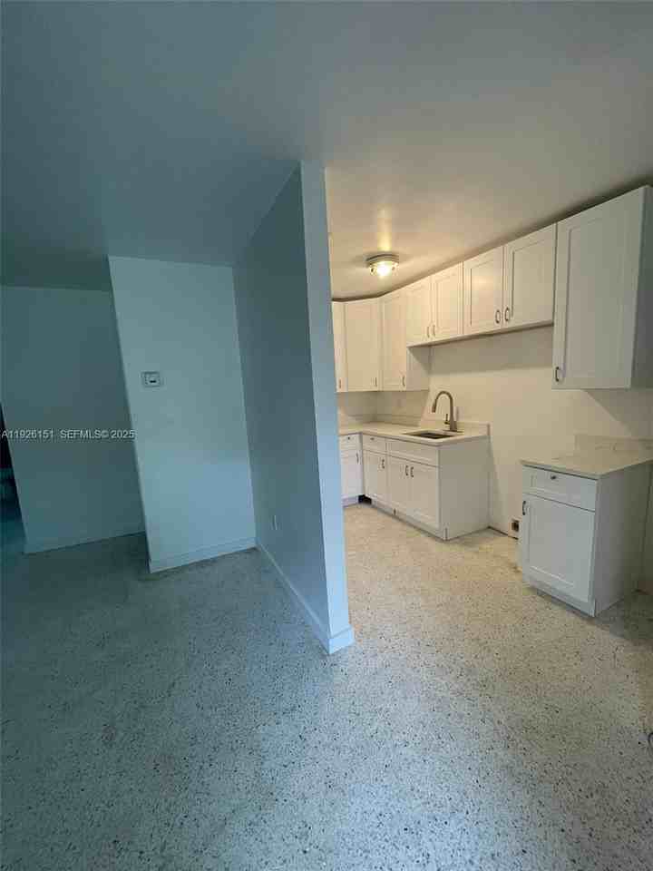 E Dania Beach Blvd #4555-1 - Photo 3 of 15