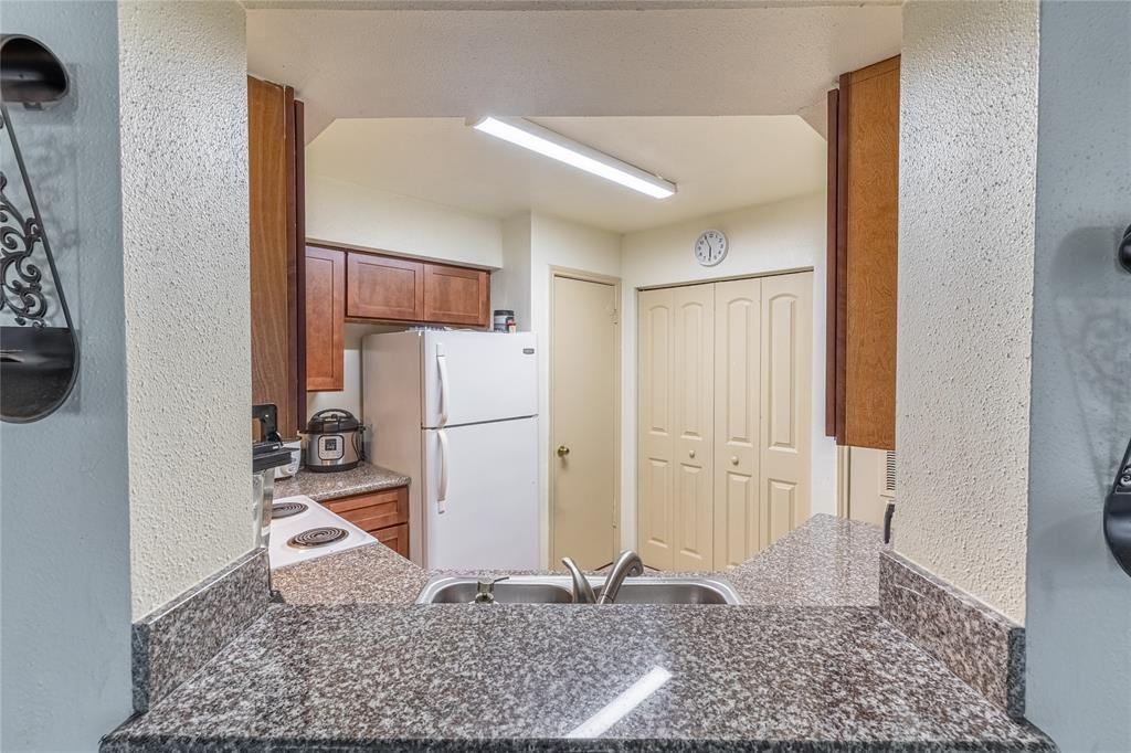 2405 Nw 33rd St #2405-1201 - Photo 5 of 24