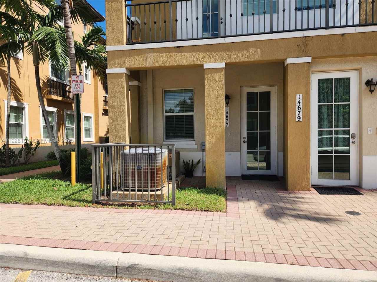 14677 Sw 9th St #14677-1802 - Photo 4 of 18