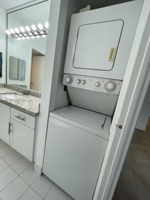 9721 E Bay Harbor Dr #97213C - Photo 6 of 17