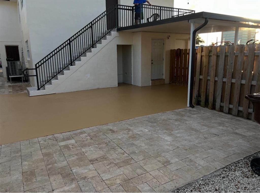 827 Se 12th St #827 - Photo 2 of 12