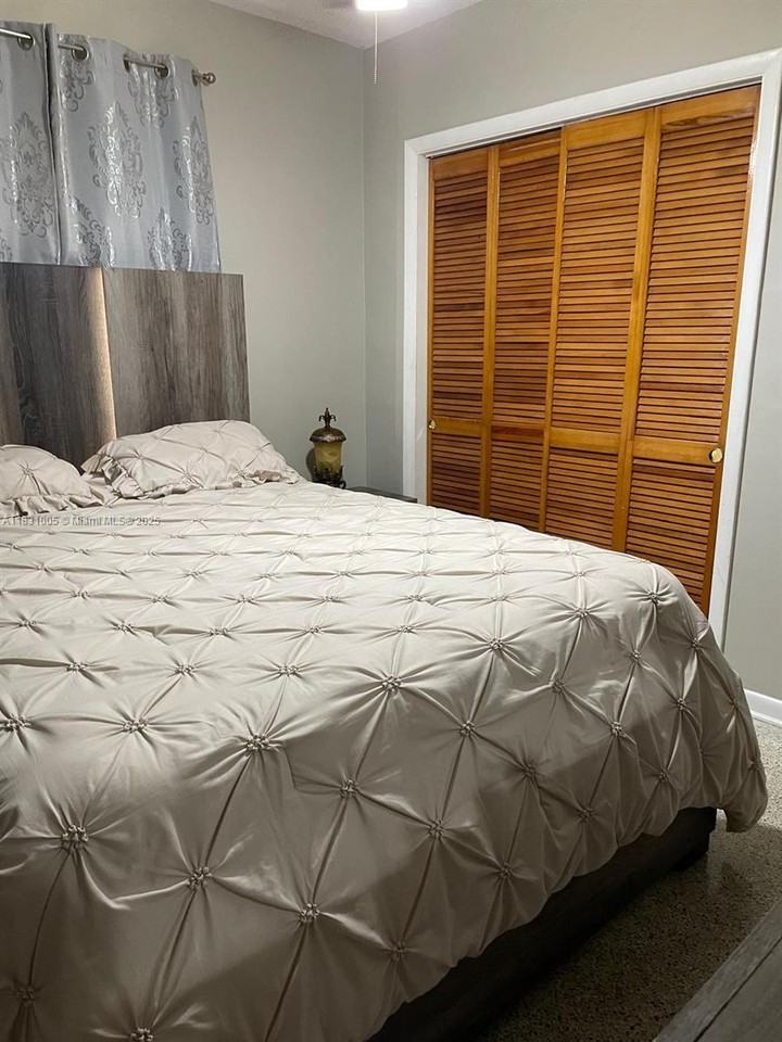 266 E 12th St #266 - Photo 2 of 17