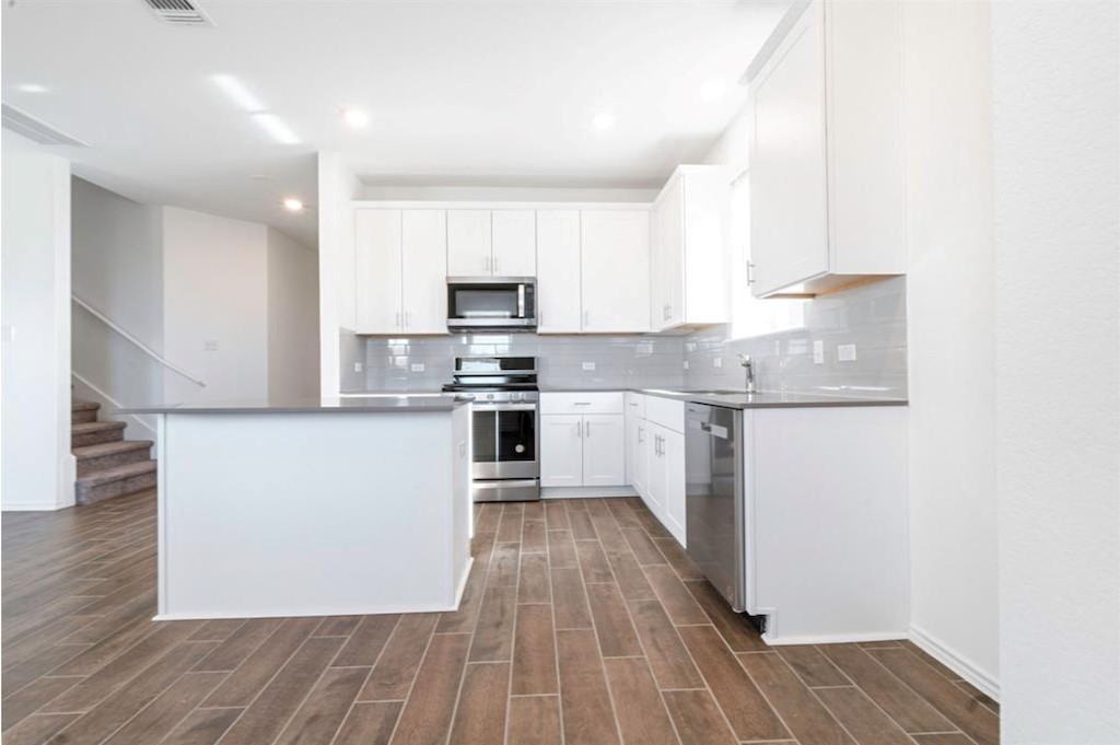 1625 Brimhurst Dr #1625 - Photo 4 of 29